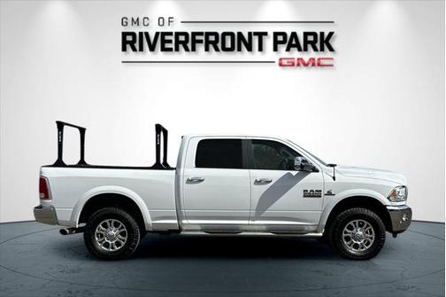 2018 RAM 2500 Laramie Crew Cab 4x4 6'4' Box