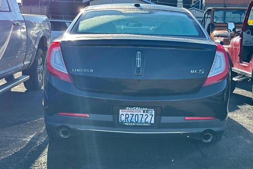 2014 Lincoln MKS Base