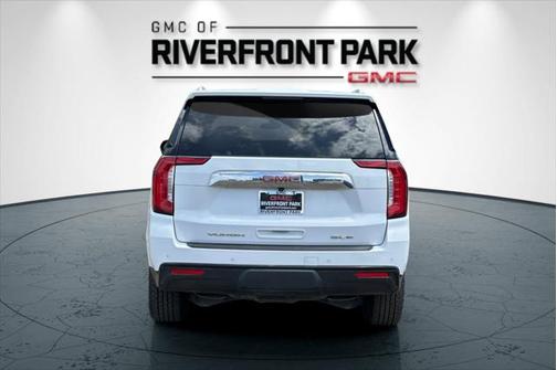 2022 GMC Yukon SLE