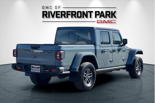 2024 Jeep Gladiator Mojave X