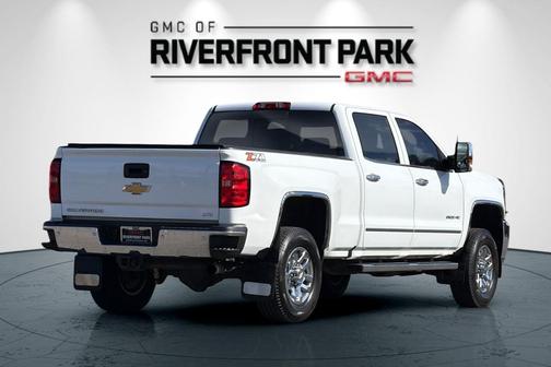 Summit White 2016 Chevrolet Silverado 2500 LTZ