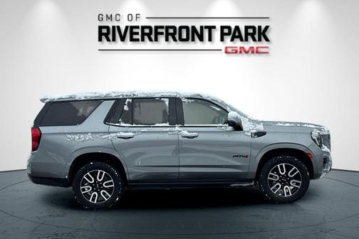 2023 GMC Yukon 4WD AT4