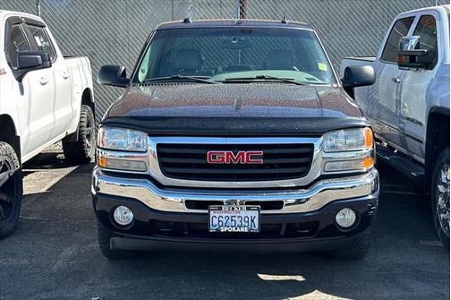 2005 GMC Sierra 1500 SLT Crew Cab