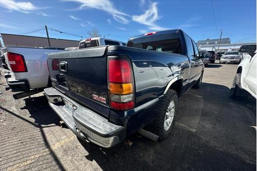 2005 GMC Sierra 1500 SLT Crew Cab