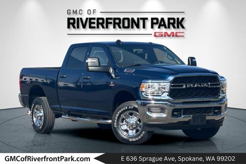 2023 RAM 2500 Tradesman Crew Cab 4x4 6'4' Box
