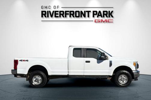 Oxford White 2017 Ford F-350 XL