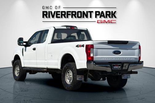 Oxford White 2017 Ford F-350 XL