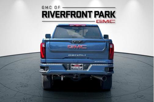 2025 GMC Sierra 2500 Denali