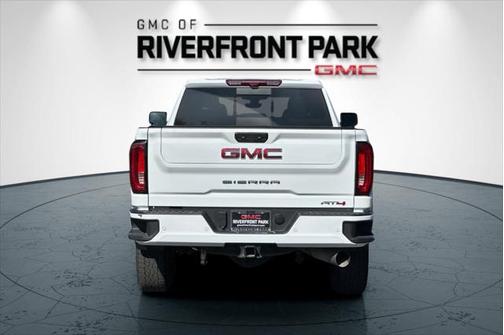 2023 GMC Sierra 2500 AT4