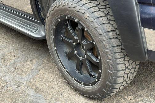 2004 Chevrolet Tahoe LS