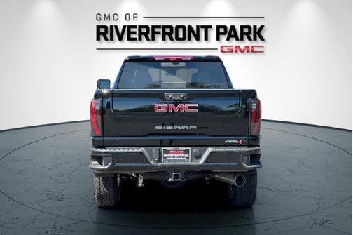 2025 GMC Sierra 2500 AT4