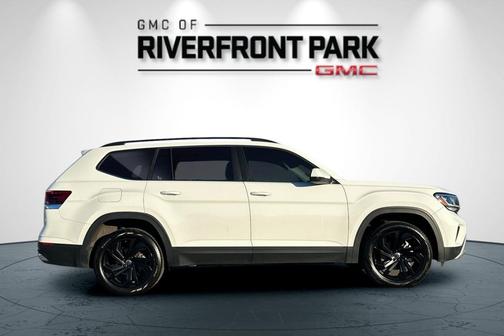 2022 Volkswagen Atlas 2.0T SE w/Technology 4MOTION