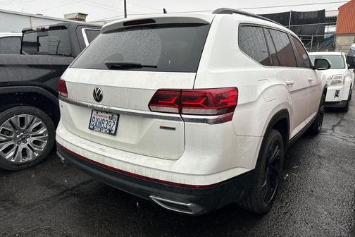 2022 Volkswagen Atlas 2.0T SE w/Technology 4MOTION