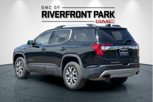 2023 GMC Acadia AWD SLT
