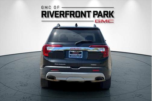 2023 GMC Acadia AWD SLT