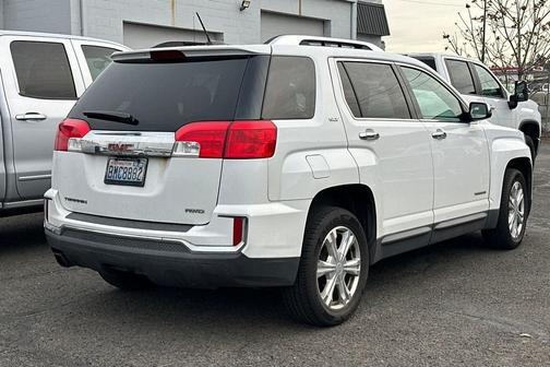 2017 GMC Terrain SLT