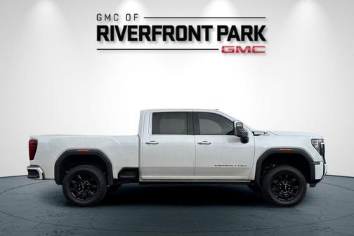 2024 GMC Sierra 2500 Denali