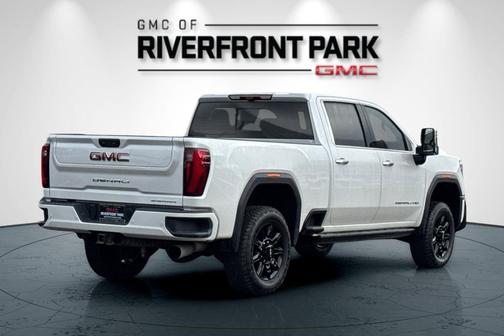 2024 GMC Sierra 2500 Denali
