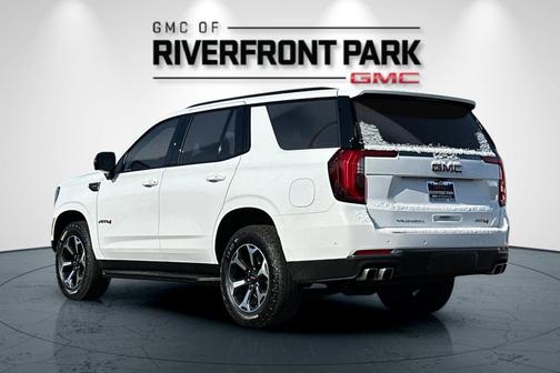 2026 GMC Yukon 4WD AT4