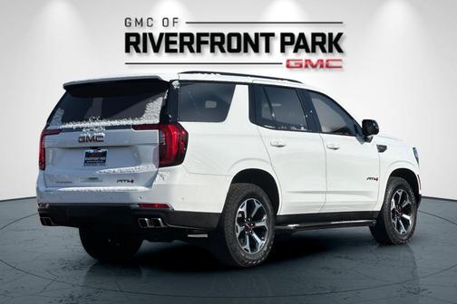 2026 GMC Yukon 4WD AT4