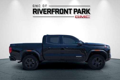 Onyx Black 2025 GMC Canyon Elevation
