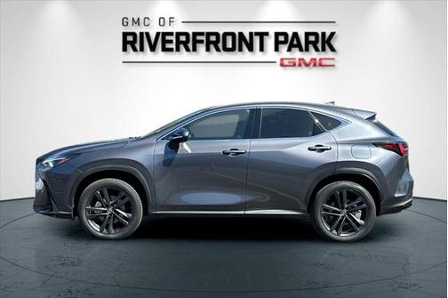 2024 Lexus NX 450h+ Luxury