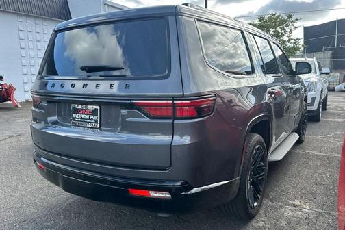 2023 Jeep Wagoneer Series II Carbide 4x4
