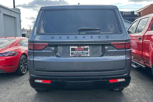 2023 Jeep Wagoneer Series II Carbide 4x4