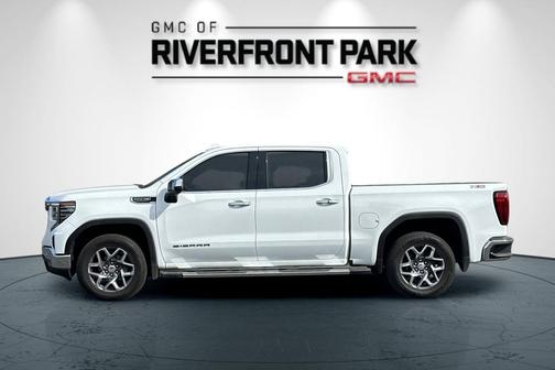2022 GMC Sierra 1500 SLT