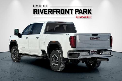 2025 GMC Sierra 2500 SLT