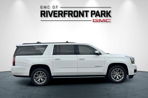 2017 GMC Yukon XL SLT