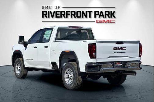 2025 GMC Sierra 2500 Base