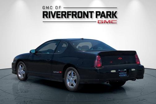 Smokin Asphalt 2005 Chevrolet Monte Carlo Supercharged SS