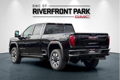 2025 GMC Sierra 2500 Denali