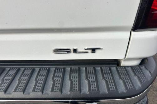 2022 GMC Sierra 2500 SLT