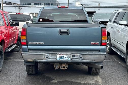 2006 GMC Sierra 2500 SLT H/D Crew Cab