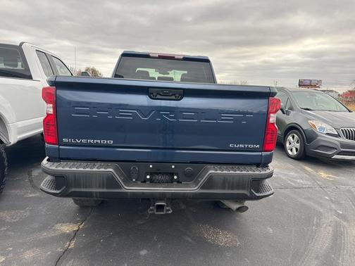2022 Chevrolet Silverado 2500 Custom