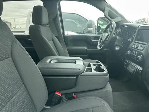 2022 Chevrolet Silverado 2500 Custom