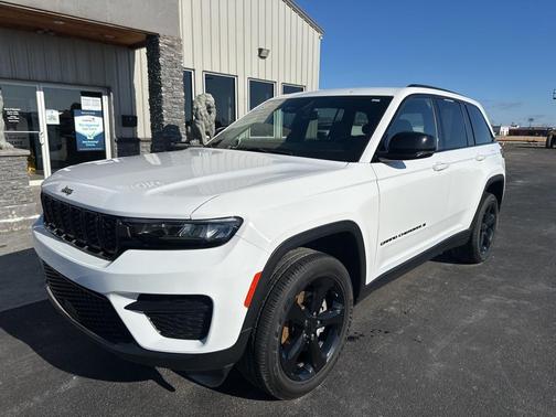 2023 Jeep Grand Cherokee Altitude