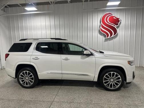2022 GMC Acadia Denali