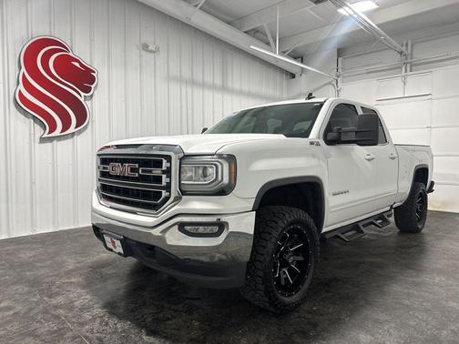 Summit White 2019 GMC Sierra 1500 SLE