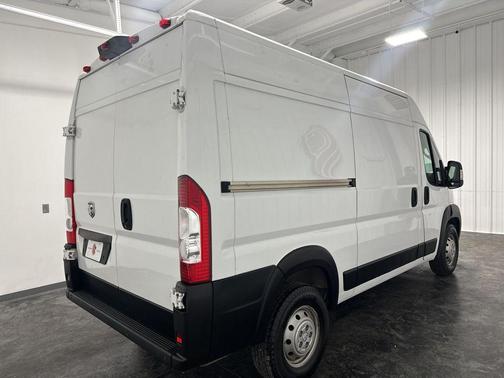 Bright White Clearcoat 2021 RAM ProMaster 1500 Base