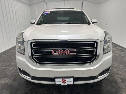 White Frost Tricoat 2016 GMC Yukon SLT