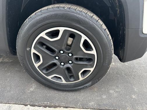 2016 Jeep Renegade Trailhawk