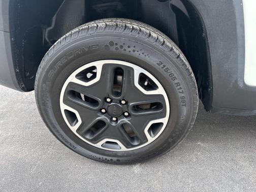 2016 Jeep Renegade Trailhawk