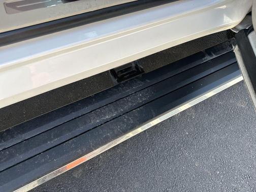 White Frost Tricoat 2020 GMC Yukon Denali