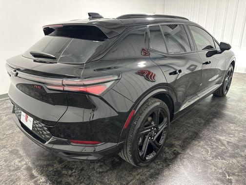 Black 2025 Chevrolet Equinox EV RS