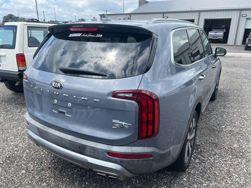 Everlasting Silver 2020 Kia Telluride S