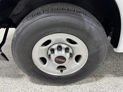 2023 GMC Savana 2500 Work Van