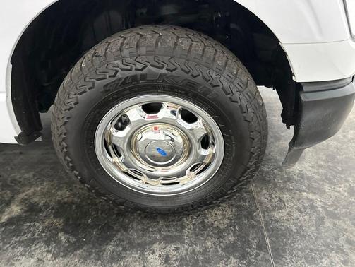 Oxford White 2021 Ford F-150 XL
